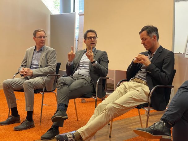 Podiumsdiskussion mit Patrick Holl, Dominique Köppen und Philipp Kaufmann